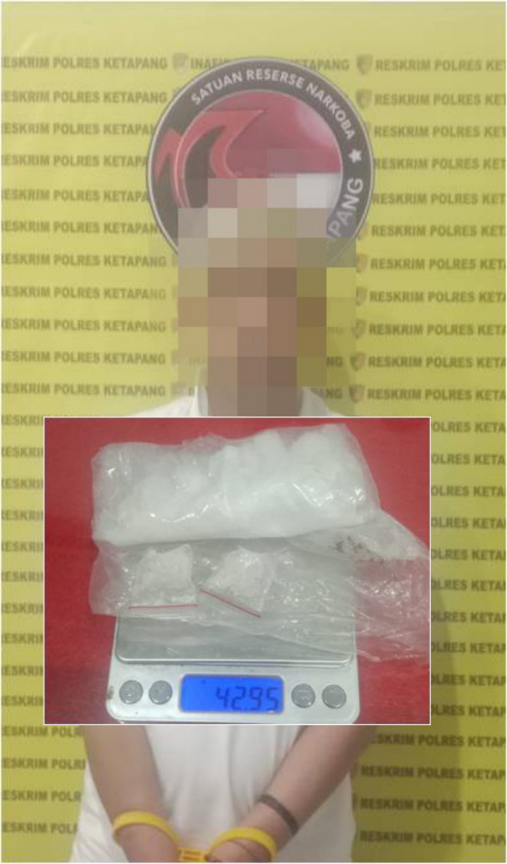 Polsek Nanga Tayap Meringkus Seorang laki-laki Pengendara Mobil Bawa Sabu 42,95 Gram
