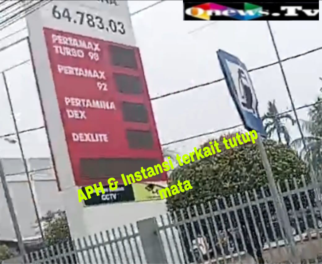 “MARAKNYA ANTRIAN MOBIL TENGKI SILUMAN DI SPBU PULAU BENDU KECAMATAN NGABANG KABUPATEN LANDAK JADI SOROTAN